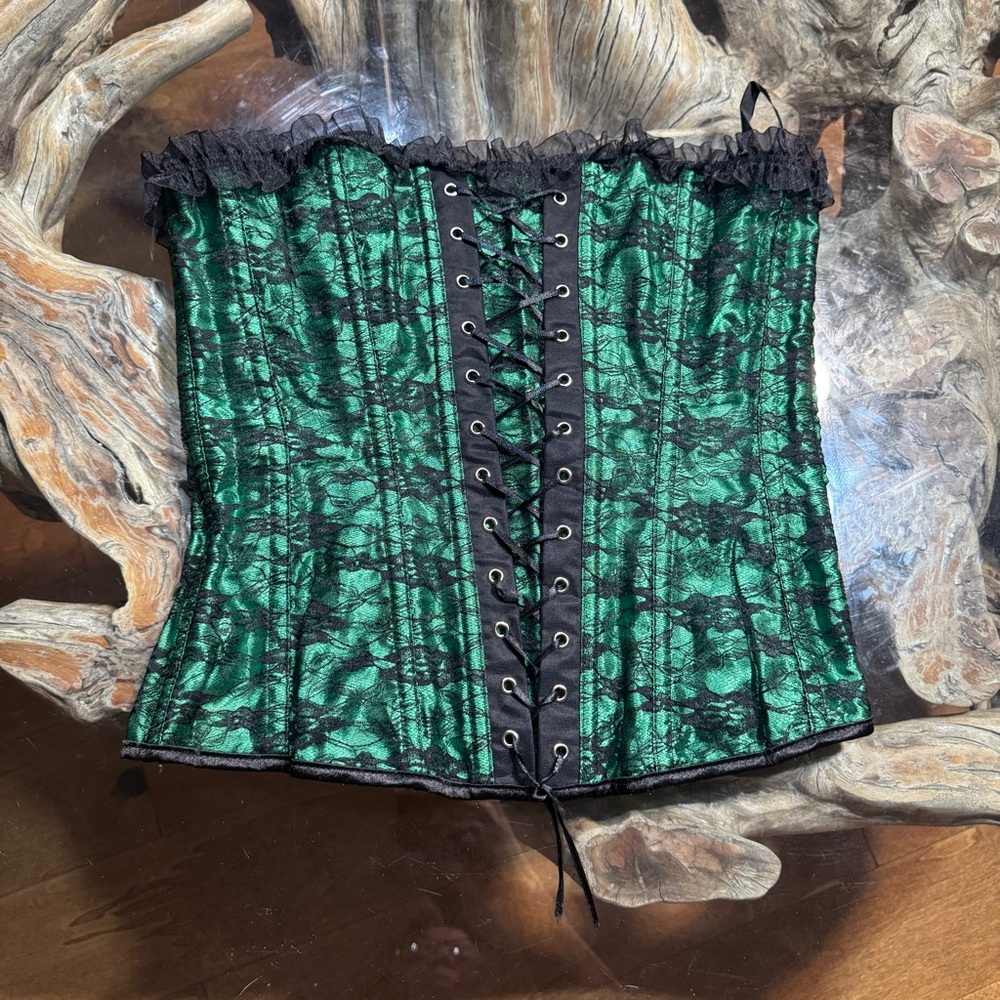 Green Gothic Lace-Up Corset